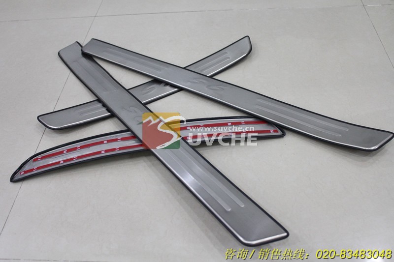 比亚迪S6原厂款门槛条